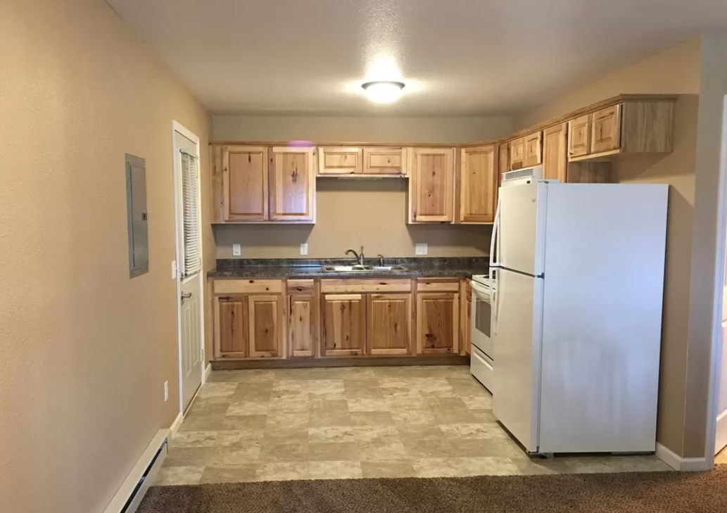 504 Division Street - 6